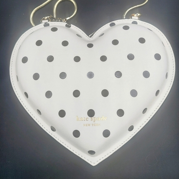 kate spade Handbags - Kate spade 3D Heart Crossbody